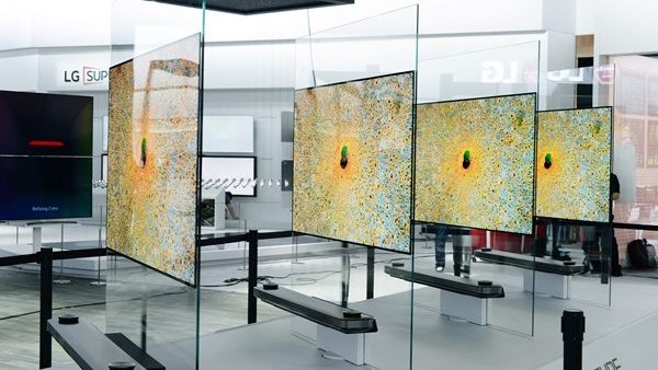 LG SIGNATURE OLED TV W pushes tv design into a new dimension at CES 2017