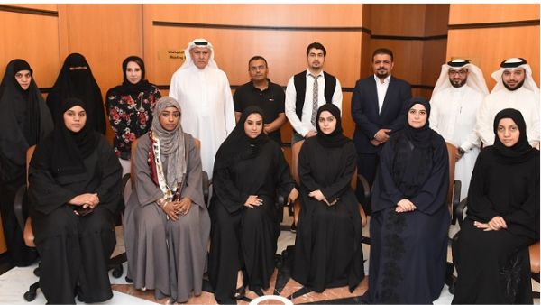 The teachers were briefed on the nature of the banks operations, typical tasks assigned to employees, along with the bank’s achievements and future objectives. The teachers were briefed on the nature of the banks operations, typical tasks assigned to employees, along with the bank’s achievements and future objectives.