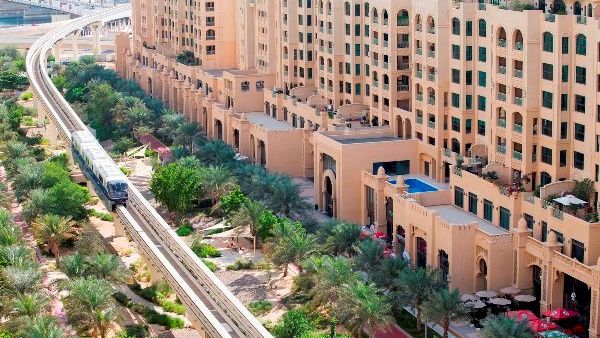 Located at the heart of The Palm’s Al Ittihad Park, the station is a stone’s throw from The Golden Mile and within easy reach of The Shoreline Apartments.  
