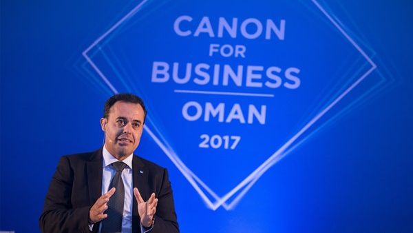 Mr Shadi Bakhour addressing the partners at 'Canon for Business Oman 2017' Mr Shadi Bakhour addressing the partners at 'Canon for Business Oman 2017'