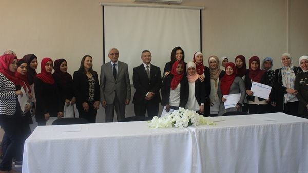 البنك الأهلي الأردني يحرص على تقديم دعمه لمختلف القطاعات والشرائح والفعاليات في المملكة للمشاركة الفاعلة في إحداث التغييرات والفوارق الإيجابية التي تؤثر على سير العملية التنموية الشاملة.