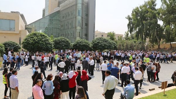 خلال الحدث خلال الحدث
