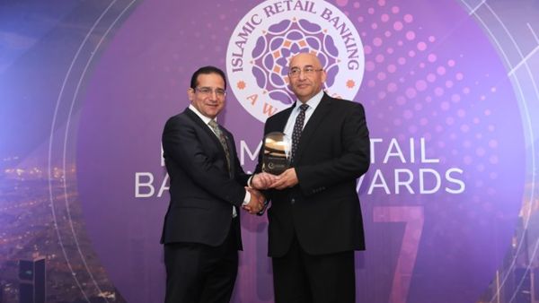 Dubai Islamic Bank took home the title of 'Strongest Islamic Retail Bank in the UAE' for 2017. Mabrook! (Pictured here: Sanjay Malhotra, Chief of Consumer Banking at DIB receiving the award.) Dubai Islamic Bank took home the title of 'Strongest Islamic Retail Bank in the UAE' for 2017. Mabrook! (Pictured here: Sanjay Malhotra, Chief of Consumer Banking at DIB receiving the award.)
