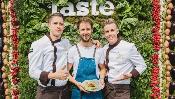 Taste the World winning chef Dean Parker from The Manor restaurant (middle) with Etihad airways Inflight Chefs Enrico Nanchioli (left) and Jeremy McPherson (right).