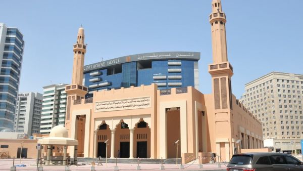 Khalifa al Tajer Mosque Khalifa al Tajer Mosque