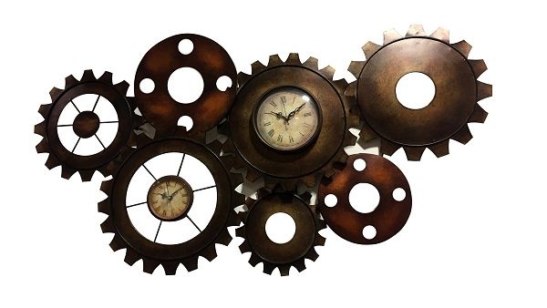 United Furniture - Metal Gear clock - AED 321 United Furniture - Metal Gear clock - AED 321