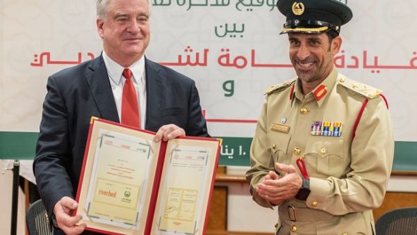 Jerry M. Kennelly, CEO at Riverbed with Major General Abdullah Khalifah AlMarri, Commander-in-Chief of Dubai Police