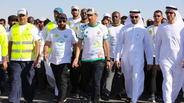 جانب من المشاركين في اليوم الرياضي.