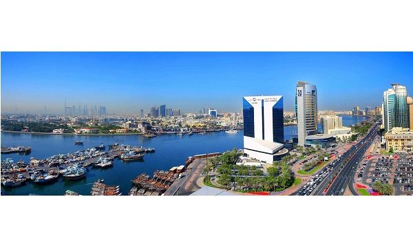 غرفة دبي تدعو مجتمع الأعمال لاعتماد الممارسات المستدامة في نشاطاتها.