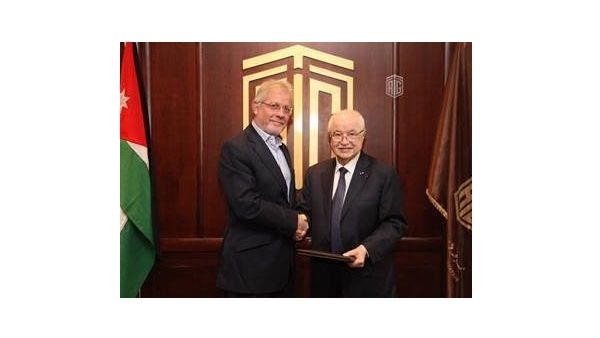 The agreement was signed by Fawaz Al Zou'bi and Talal Abu-Ghazaleh at TAG-Org's headquarters in Amman.