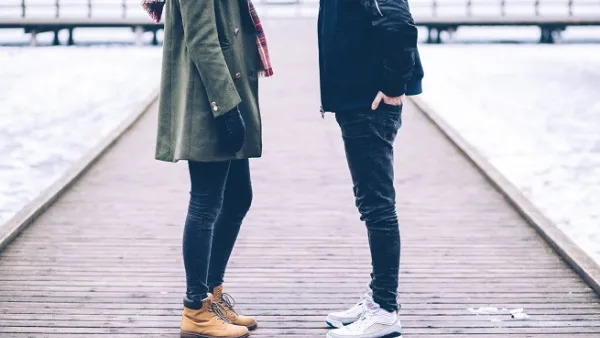 If the employee is able to get married before the end of 2019, they will also give her a salary bonus. (Pexels)