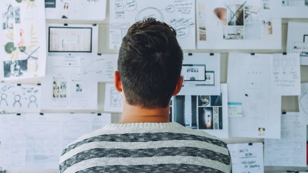 A 'paperless' Dubai is the city's latest move into its next phase in sustainable development. (Pexels)