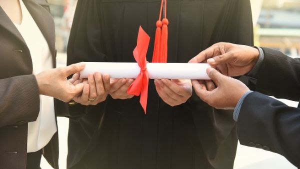 Generally, a fresh graduate will contact a company either when applying for a new job, following up via email, or inquiring after an interview. (Shutterstock)