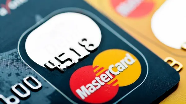 Mastercard prevents merchants from benefitting from better conditions. (Shutterstock)