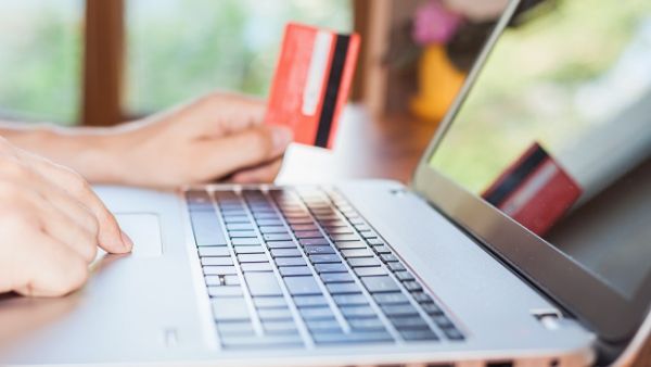 Customers will stand a chance to get 100 per cent cashback through withdrawals. (Shutterstock)