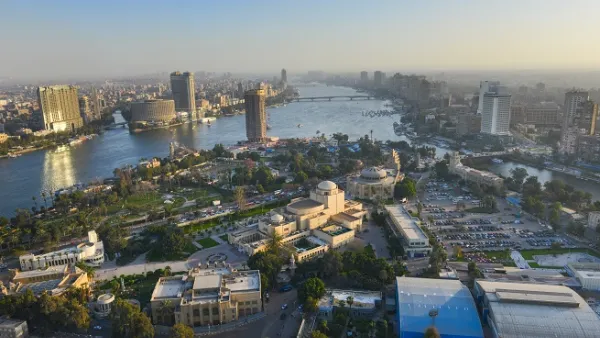 أعلن صندوق النقد الدولي أمس الموافقة على صرف الشريحة الخامسة من قرض الصندوق لمصر بقيمة تبلغ ملياري دولار.