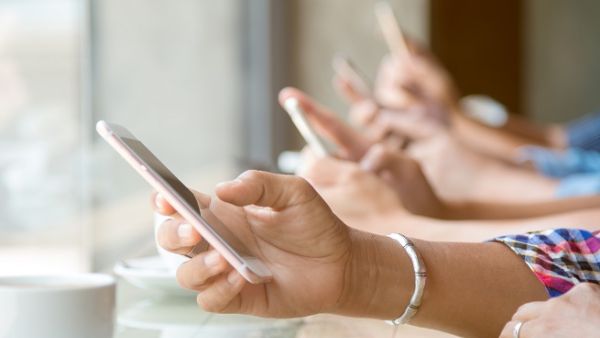 Shipments reached 365.2 million units in the last three months of 2018. (Shutterstock)
