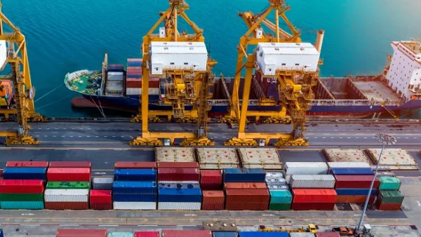 نمت الصادرات بنسبة 10.5% مرتفعة إلى 11.08 مليار درهم خلال الأشهر الستة الأولى من العام الجاري.