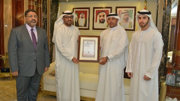 Ahmed Mahboob receiving Khalil Saqer and CSR team at Dubai Customs Ahmed Mahboob receiving Khalil Saqer and CSR team at Dubai Customs