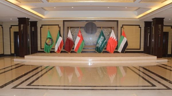 أعلنت قطر أن "الحوار دون شروط مسبقة هو الحل الأمثل للأزمة الخليجية