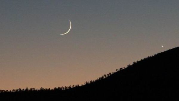 تعرف على الدول التي أعلنت الثلاثاء أول أيام عيد الفطر 