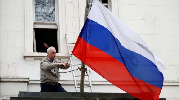 انتهاج سياسة حافة الهاوية يعيد "الحرب الباردة" بين روسيا وبريطانيا
