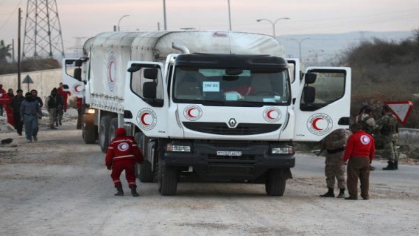 مسؤول أممي: وصول المساعدات الإنسانية إلى حلب لم يعد ممكنا  - ارشيف 