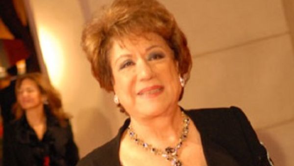 سميحة أيوب ليست على ما يرام 