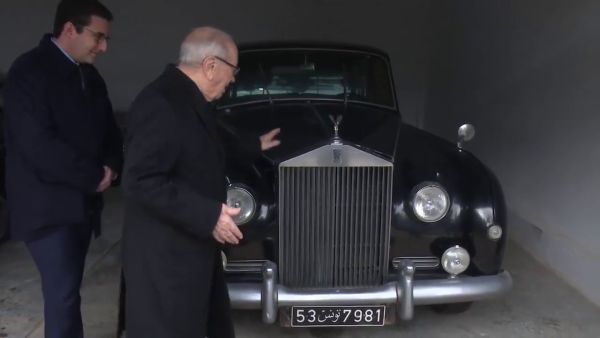 المشتبه به لم يخضع "للإجراءات المتبعة للانتداب بمؤسسة رئاسة الجمهورية