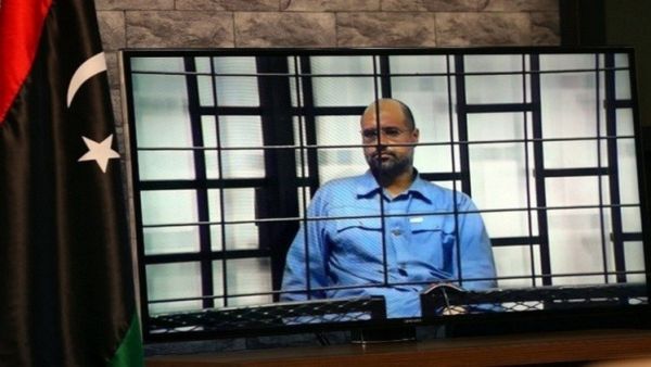 شملت هذه المحاكمة أبرز رموز نظام القذافي القابعين في سجون تحت سلطة حكومة طرابلس