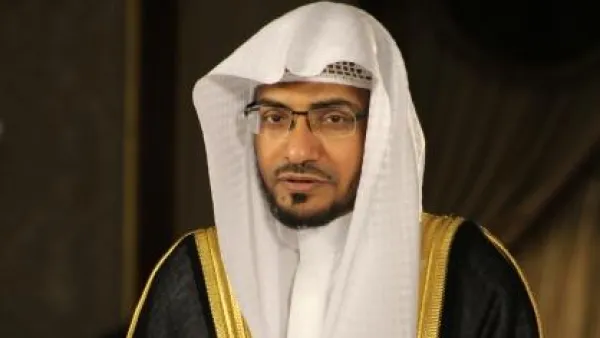 الشيخ صالح المغامسي إمام وخطيب مسجد قباء أقدم مسجد في الإسلام 