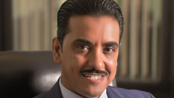 تقرير "الحمل غير الشرعي" هو سبب الاستقاله وفقا لمراقبين