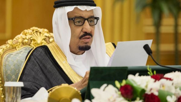 العاهل السعودي يقضي فترة استجمام بمدينة نيوم التي لا تزال تحت الإنشاء