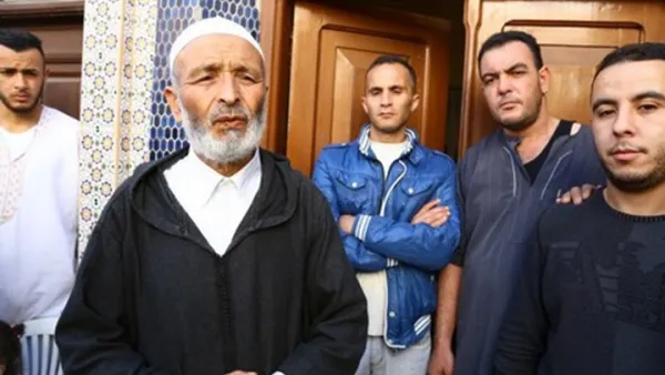  والد بائع السمك "المطحون" 