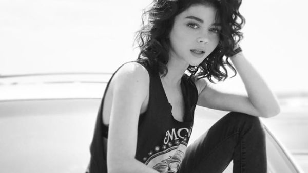 Sarah Hyland has been released from hospital. 
(Source: sarahhyland / Instagram) 