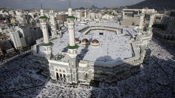 Iranian State Prosecutor Ebrahim Raisi said Iran plans to take Saudi Arabia to court over the Hajj incident. (Al Bawaba/File)