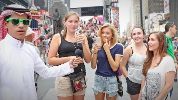 بحسب آخر إحصائية لوزارة التعليم السعودية يبلغ عدد الطلاب السعوديين في كندا 8500 طالب