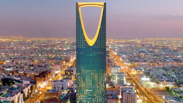 A number of Qataris have denounced the Saudi and Emirati authorities’ biased treatment against them