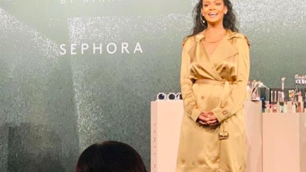 Wow: Rihanna, 31, looked every inch the entrepreneur, as she promoted the latest addition to her Fenty beauty line, in collaboration with Sephora, in Dubai on Saturday (sephoramiddleeast - Instagram)