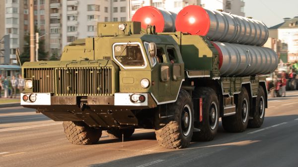 S-300 missile defense systems  (Shutterstock)