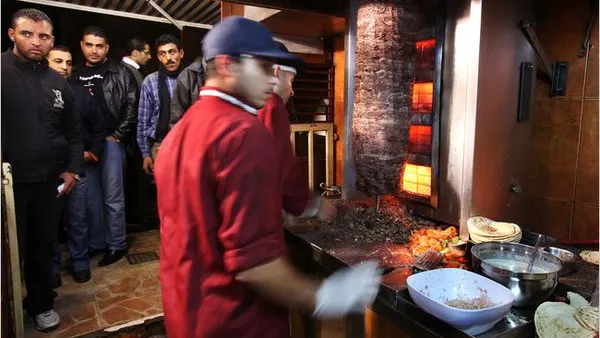 Dubai shuts down 25 percent of its shawarma shops. (File photo)