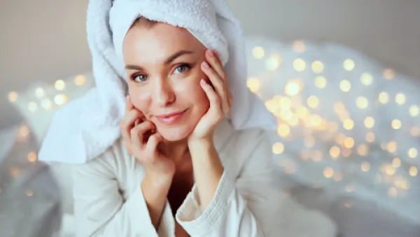 وصفة سهلة لتبييض الوجه من خلطات طبيعية (shutterstock.com)
