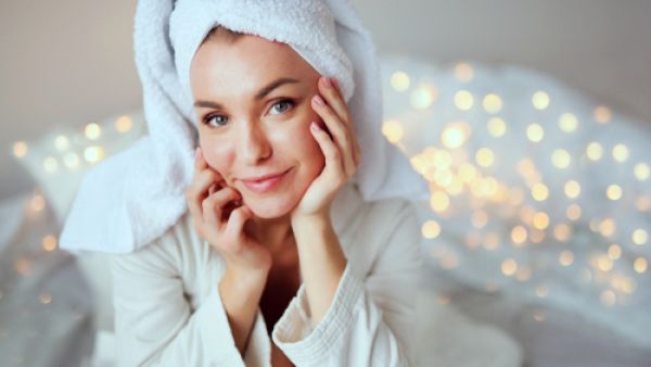 وصفة سهلة لتبييض الوجه من خلطات طبيعية (shutterstock.com)
