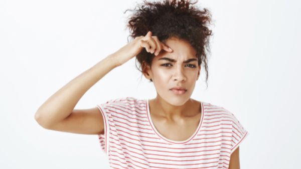 يساعدك هذا القناع على أن تتخلصي من الهالات السوداء والتصبّغات والبقع الداكنة  (shutterstock.com)
