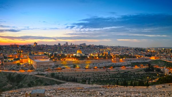 View to Jerusalem old city (Shutterstock)	
