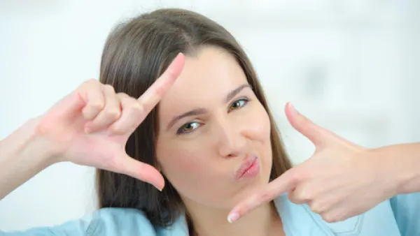 إليكِ طريقة الحصول على بشرة شبابية بخلطات شدّ الوجه من مطبخكِ (shutterstock.com)
