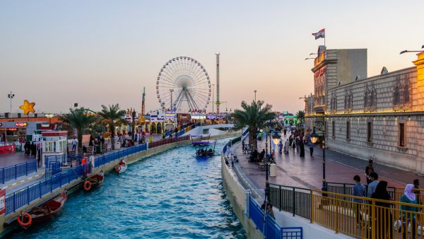 Around the world in one weekend (Shutterstock)