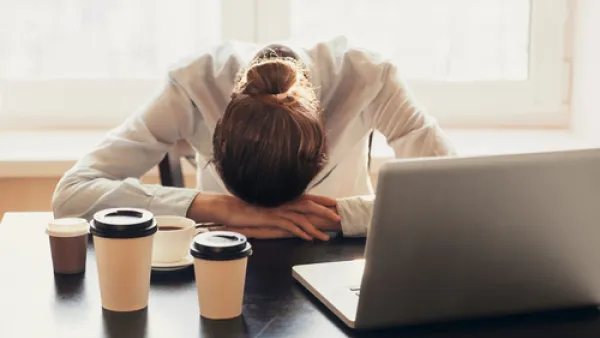 من الضروري معرفة كيفية التعامل مع الضغط والإجهاد (shutterstock.com)
