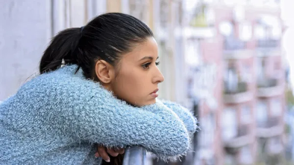 الحياة مليئة بالصعوبات، لكنك في معظم الأحيان لا تواجه عقبات كبيرة  (shutterstock.com)

