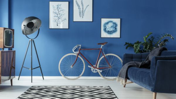 يجب أن يكون العمل الفنِّي، اللمسة الأخيرة التي تجمع عناصر الغرفة (shutterstock.com)
 يجب أن يكون العمل الفنِّي، اللمسة الأخيرة التي تجمع عناصر الغرفة (shutterstock.com)